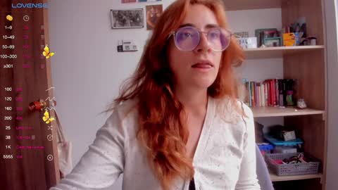 Giggles  online show from February 11, 3:08 pm