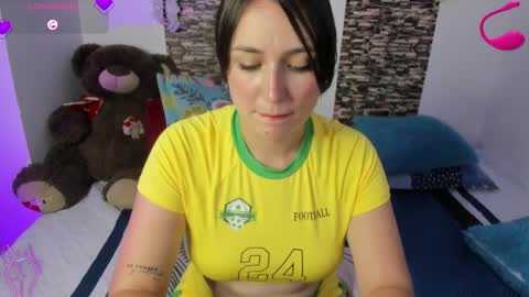 linda_montoya online show from October 1, 12:48 am