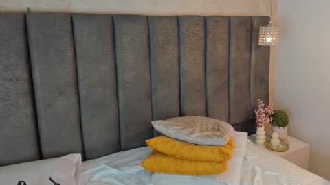 Linda Saenz online show from September 29, 1:27 pm