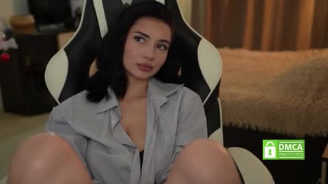 Call me Linda online show from January 7, 8:28 am