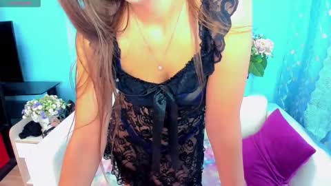 Snapshot of lindaliiii chatting on September 26, 3:37 am Linda online show from September 26, 3:37 am