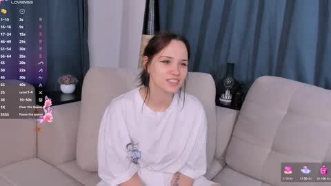 Anna-Marie online show from December 10, 7:05 am