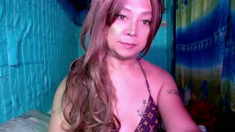 linkingqueens69 online show from June 22, 3:58 am