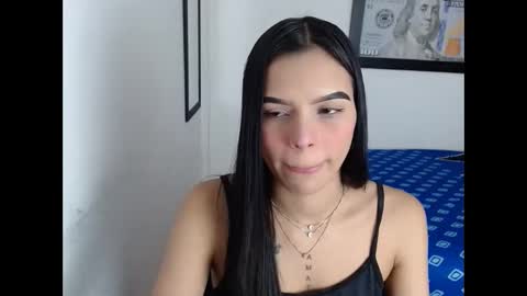 Snapshot of linnaskinyy chatting on October 21, 5:33 am lina online show from October 21, 5:33 am