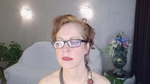 Liora Weiss online show from March 8, 7:12 am