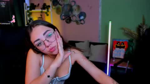 lira li online show from October 4, 9:04 am