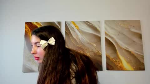 Lira revery online show from November 20, 1:28 am