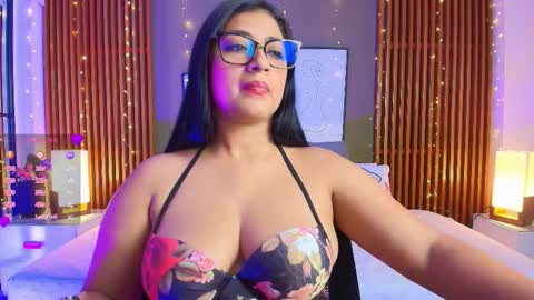 Lisa online show from October 22, 8:03 pm