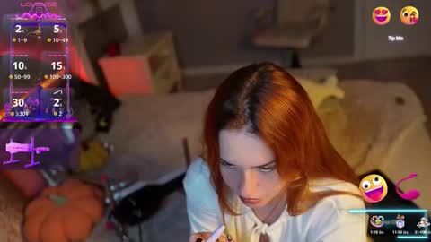 lisa_elfy online show from October 9, 8:57 pm