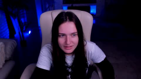 lisa_elfy online show from January 21, 4:05 pm