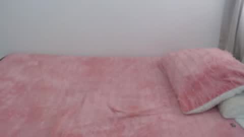 Lisa Santos online show from February 3, 2:33 pm