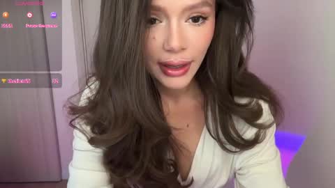 lisa_graham online show from April 16, 4:13 am