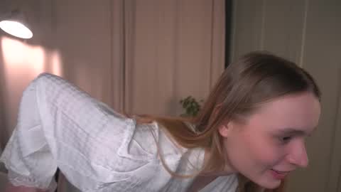 Elisabeth or Lisa online show from February 2, 8:30 pm