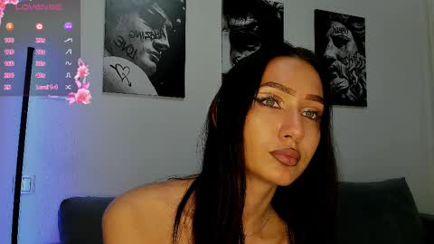 Lisa online show from September 22, 7:01 pm