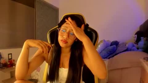 Lisa Thompson online show from October 29, 4:06 am