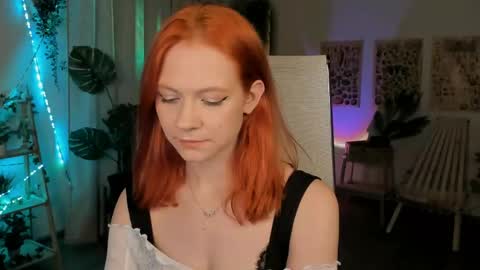 Lisa Aris online show from May 25, 6:40 pm