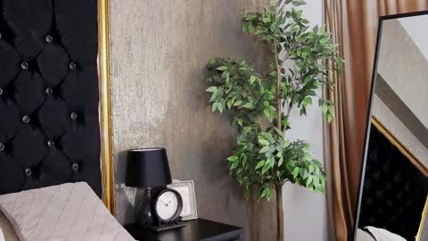 lisacroft online show from March 2, 10:58 am