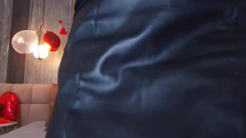 Lisa online show from February 13, 8:05 am