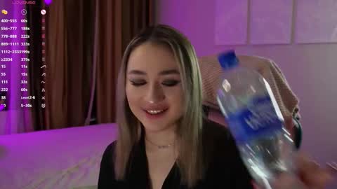   LISA   online show from February 1, 7:12 pm