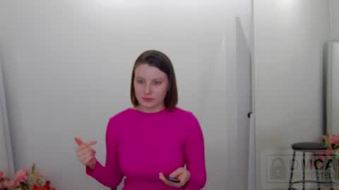 lisan__rox online show from February 10, 2:59 pm