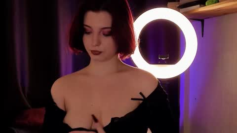 LisaVamp online show from November 5, 11:43 pm