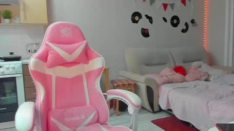 Lika online show from February 24, 6:26 pm