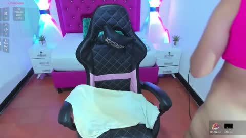 L I S S A  online show from October 24, 3:13 am