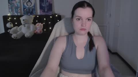 little__flowers online show from October 15, 8:06 am