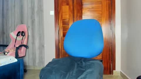 little_africa online show from March 18, 7:24 am