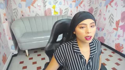 Hi Stream 800am to 200pm online show from November 19, 1:11 pm