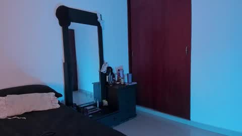 kayla  Instagram kayla 71082 online show from February 28, 1:37 am