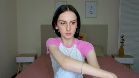 little_mollee online show from September 17, 9:24 pm