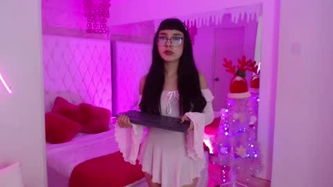 Paulette online show from December 16, 4:29 am