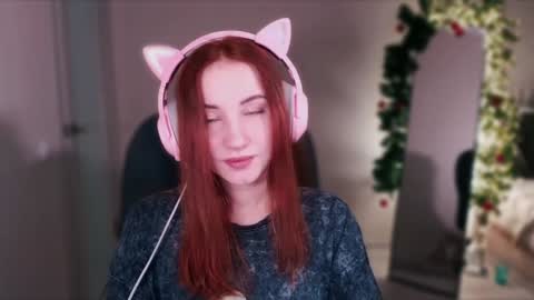 little_pretty_woman online show from December 29, 3:46 pm