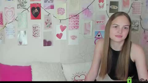 Kriss online show from November 24, 8:27 am