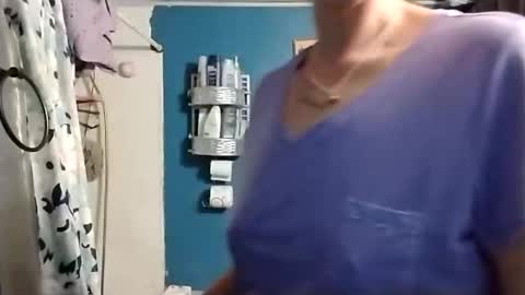 Snapshot of littlebigsquirt7945 chatting on October 23, 9:59 am Sady Jayne online show from October 23, 9:59 am