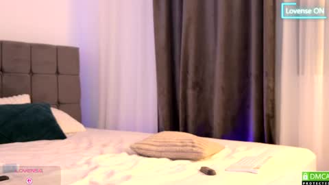littleblondbunny online show from July 3, 10:49 pm