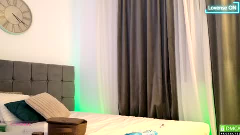 littleblondbunny online show from July 20, 8:53 pm