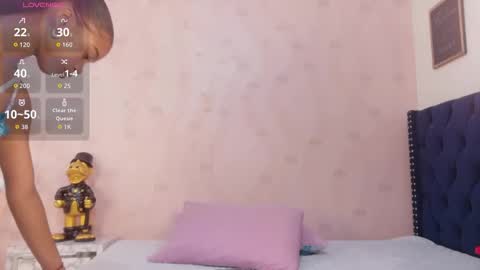 Tania  online show from February 13, 8:10 pm