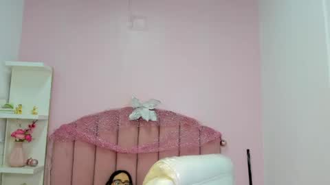  sofii  online show from April 14, 12:43 am