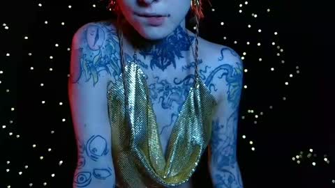 Snapshot of littlespacemouse chatting on February 9, 10:32 pm Niki  free tg channel with some photos gifs and info about streams  online show from February 9, 10:32 pm
