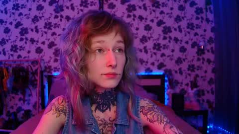 Snapshot of littlespacemouse chatting on October 8, 1:48 pm Niki  free tg channel with some photos gifs and info about streams  online show from October 8, 1:48 pm