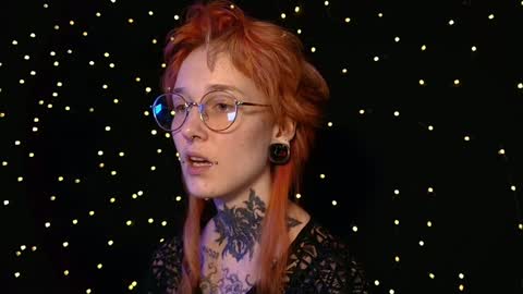 Snapshot of littlespacemouse chatting on February 7, 11:01 am Niki  free tg channel with some photos gifs and info about streams  online show from February 7, 11:01 am