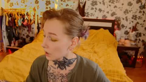 Snapshot of littlespacemouse chatting on September 29, 2:38 am Niki  free tg channel with some photos gifs and info about streams  online show from September 29, 2:38 am