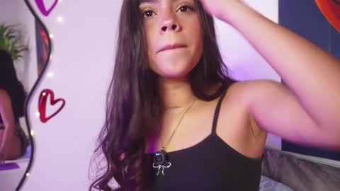 littletammy_ online show from November 27, 3:04 pm