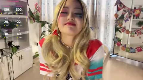 nana online show from October 27, 8:43 am