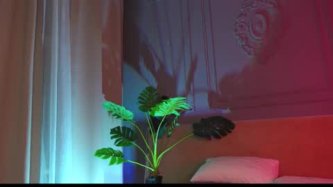 Liv 3 online show from September 14, 5:00 pm