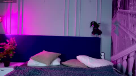 Liv 3 online show from January 11, 12:50 pm