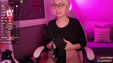 livewithlucy online show from February 8, 2:21 pm