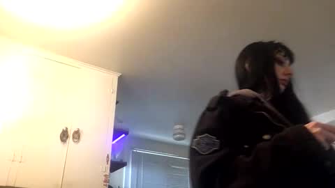 Liv Mirage online show from March 26, 4:20 pm